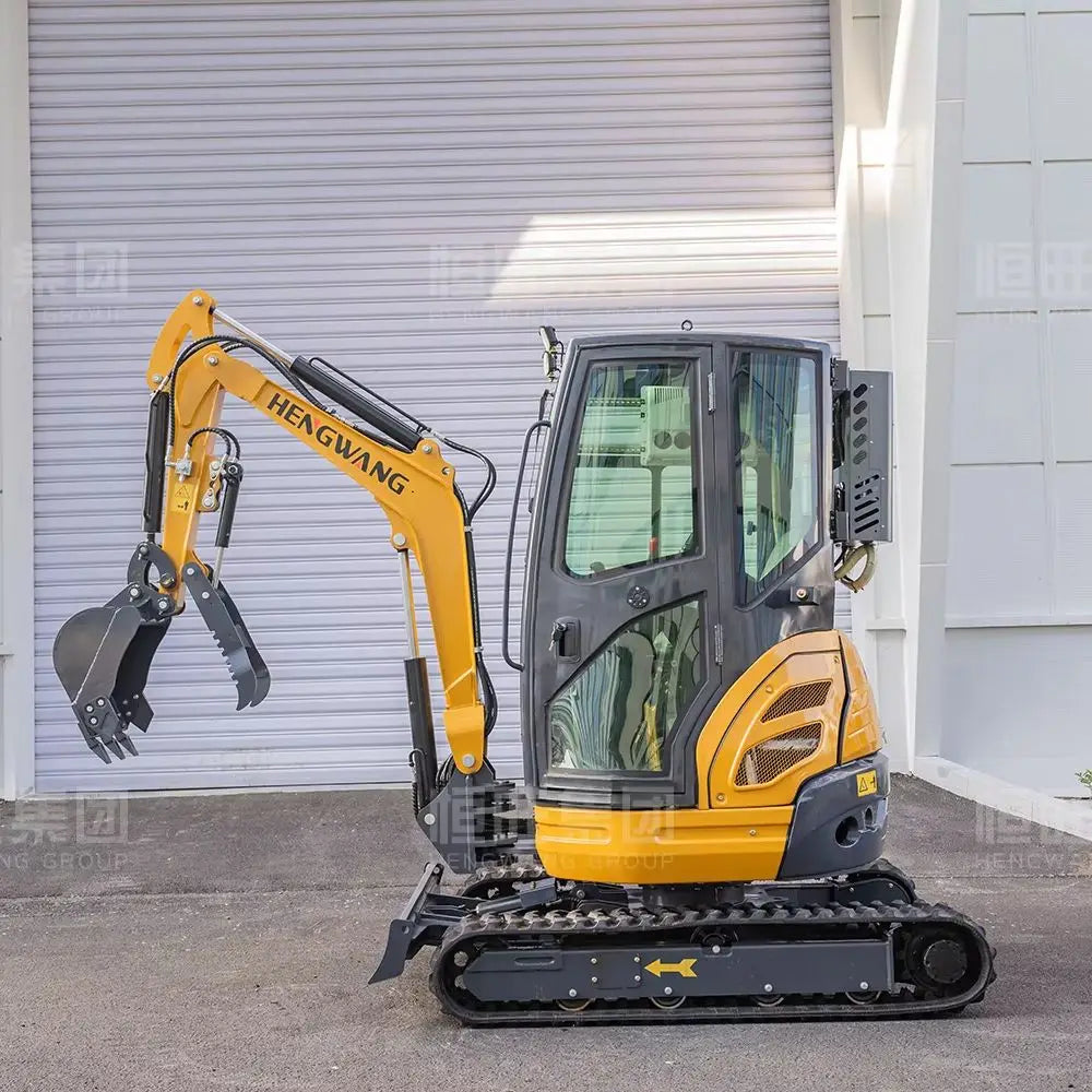 Kubota Mini Excavator - 2.5 Ton - HW-25W