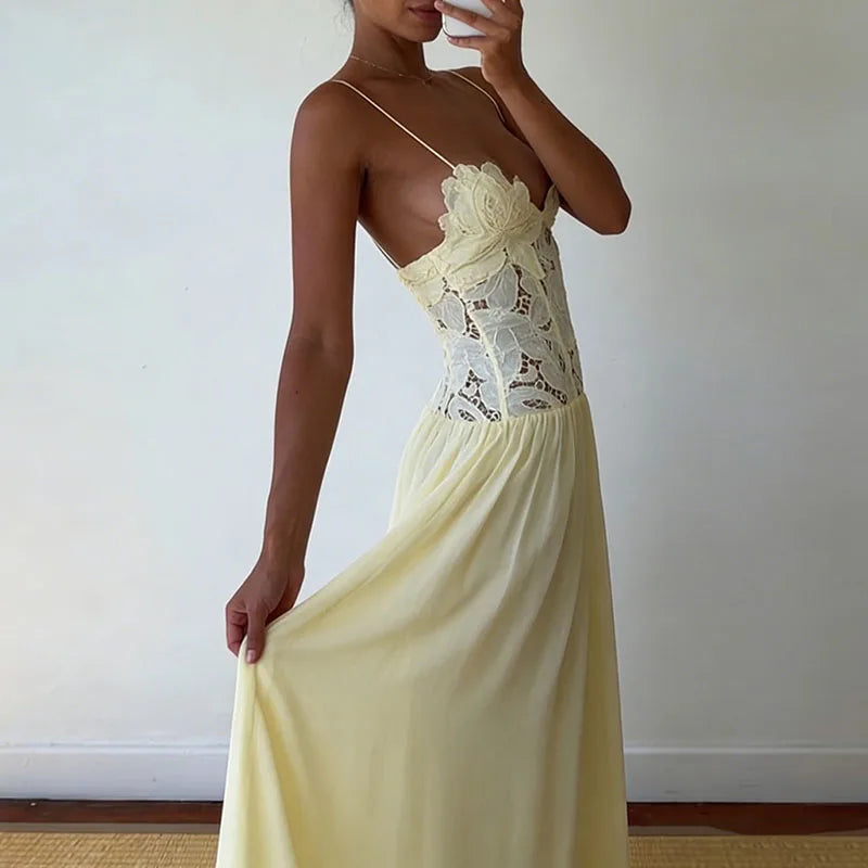 Elegant Pure Color Chiffon Dress Sexy Lace Spliced Mesh Pleated Evening Dress Fashion Hollow Out Sleeveless Halter Banquet Dress
