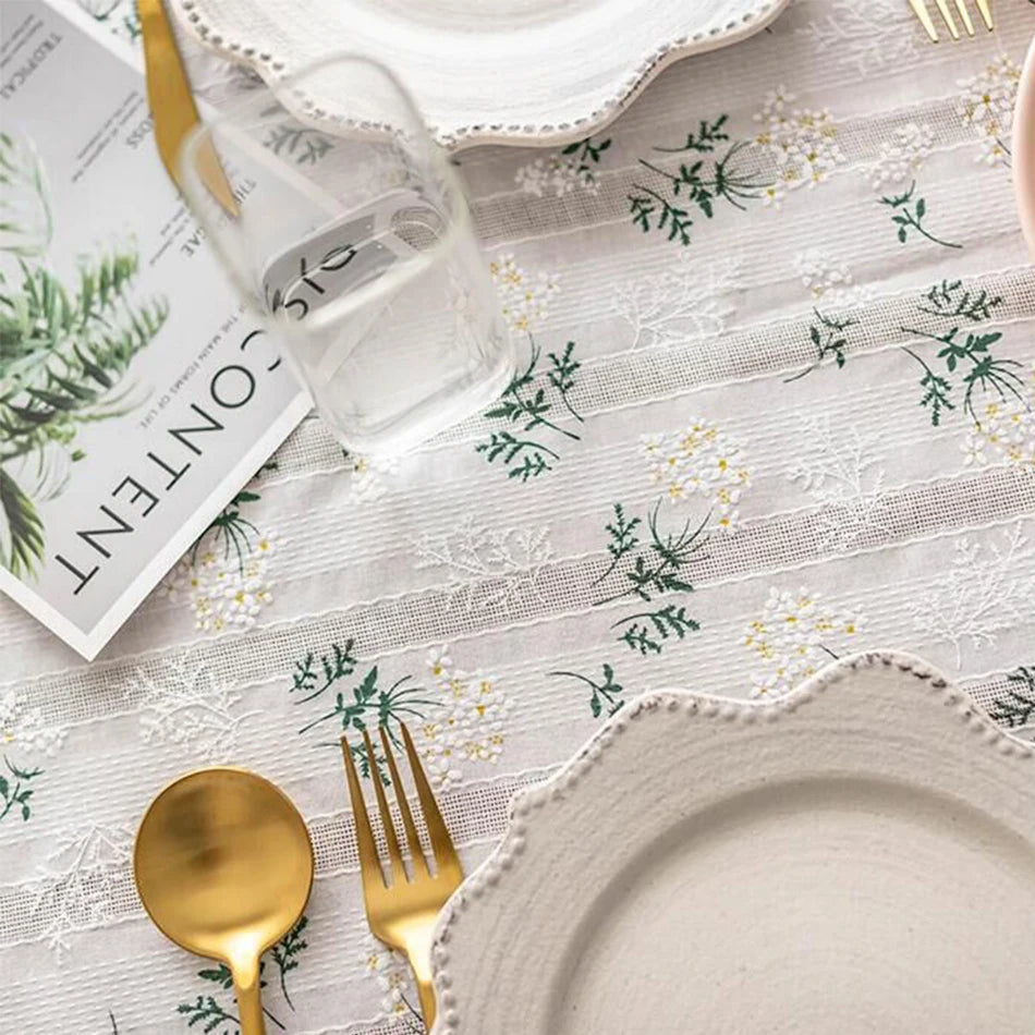 DAISY FLORAL COTTON TABLECLOTH - Embroidered, 11 Styles, Round & Rectangle - Garden Table