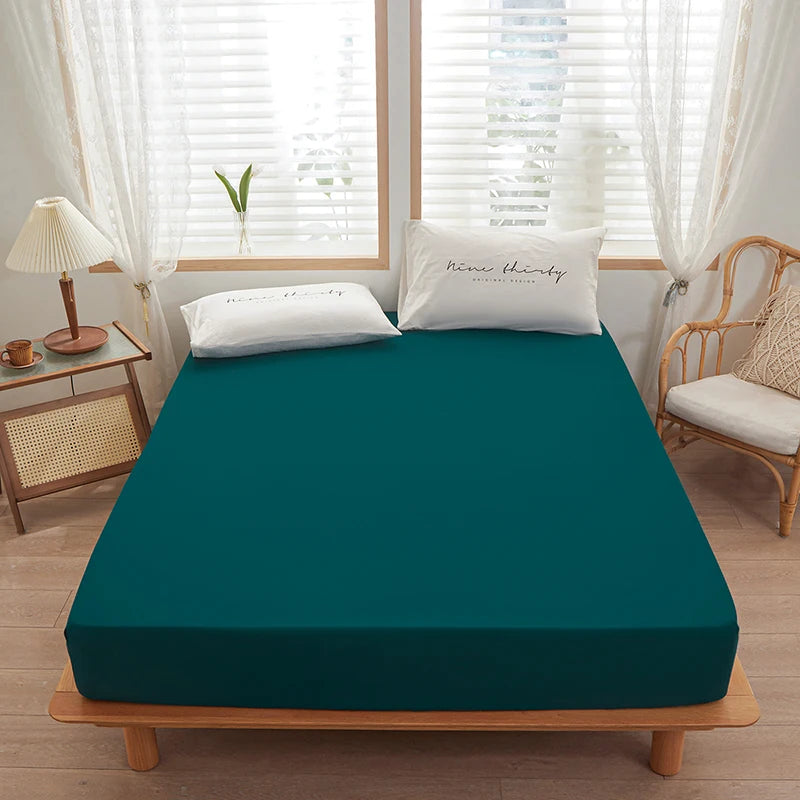 PURE FIT - Solid Color Fitted Sheet - 100% Polyester, Deep Pocket & Easy Care