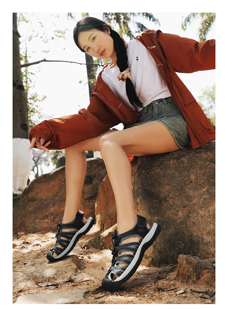 Summer Genuine Leather Women's Sandals Comfortable Sandals 2025 New Designer Sneakers Lightweight Outdoor Women Beach Sandals