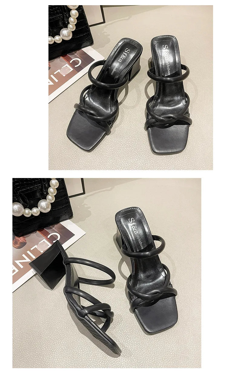 New Summer Fashion Bare-Toed Square-Head Mid-Heel Shoes Pleated Chunky Sandals with A-Line Single Shoe Women