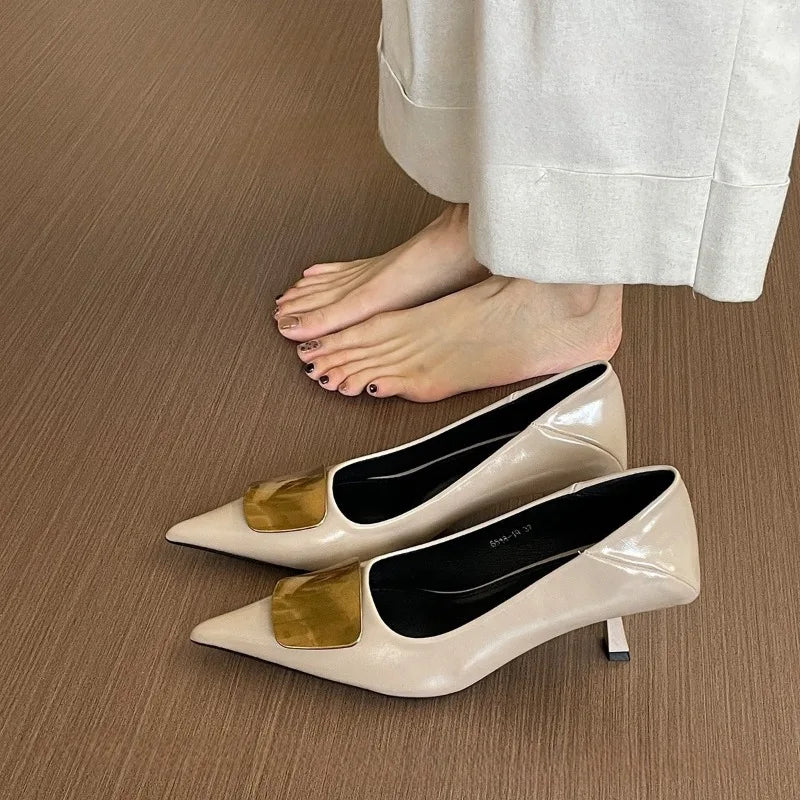 Metal Decoration Pumps – Pointed Toe Slip-On Elegant
